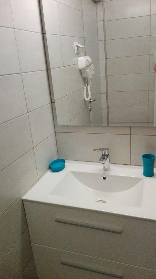 شقة Garsoniera Miru Miru Năvodari المظهر الخارجي الصورة